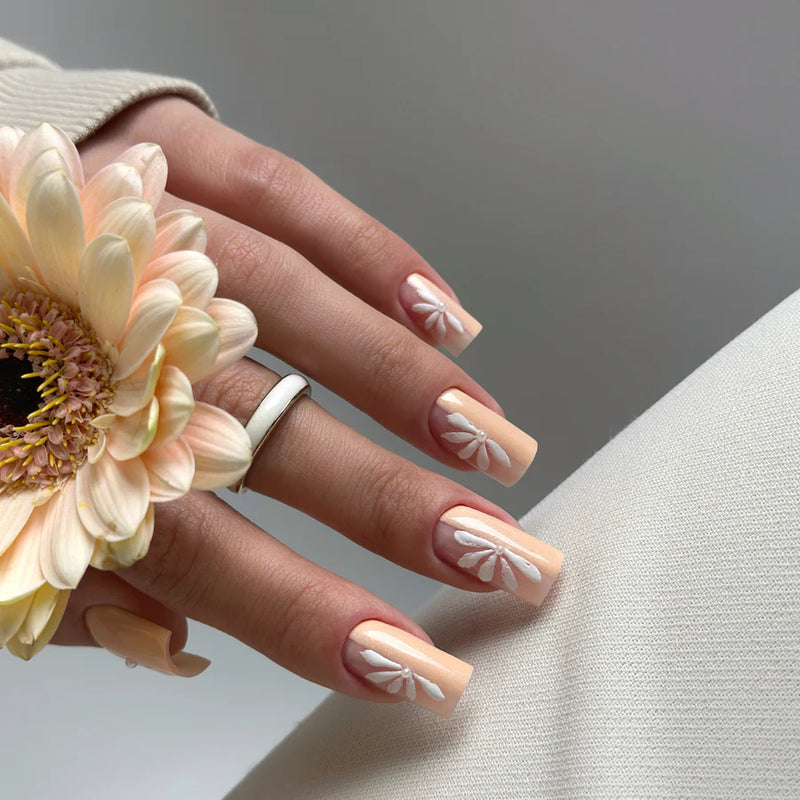 "Studios Didier" gel polish, Peach