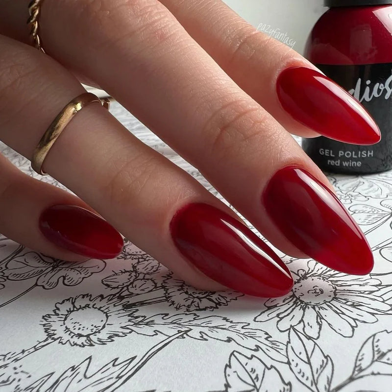 Gel nail polish Studios, red wine, 8ml