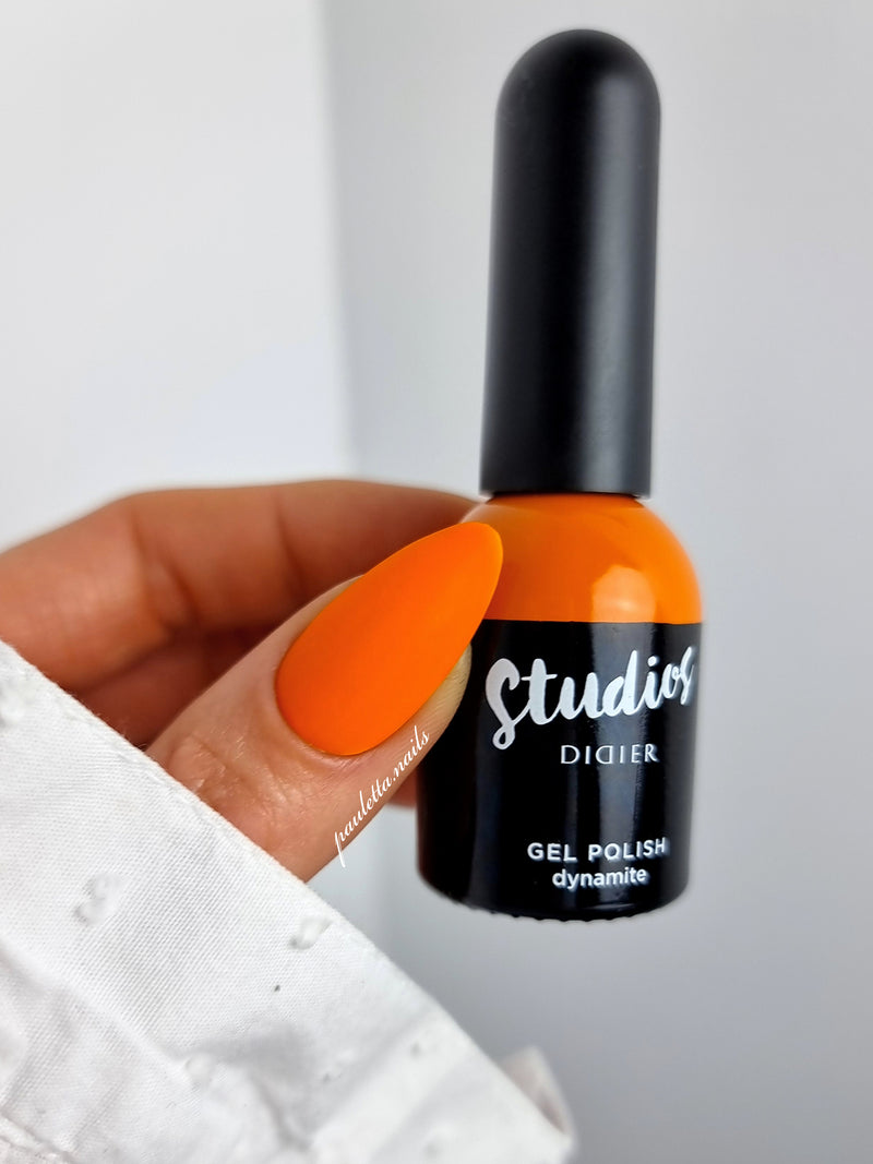 Gel nail polish Studios, Dynamite, 8ml
